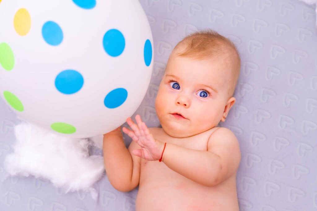 Sedinta foto bebelus ochi albastri
